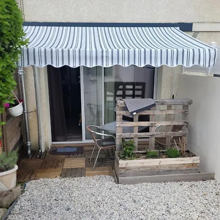 Agreable Studio Aux Portes De La Rochelle * ラゴール